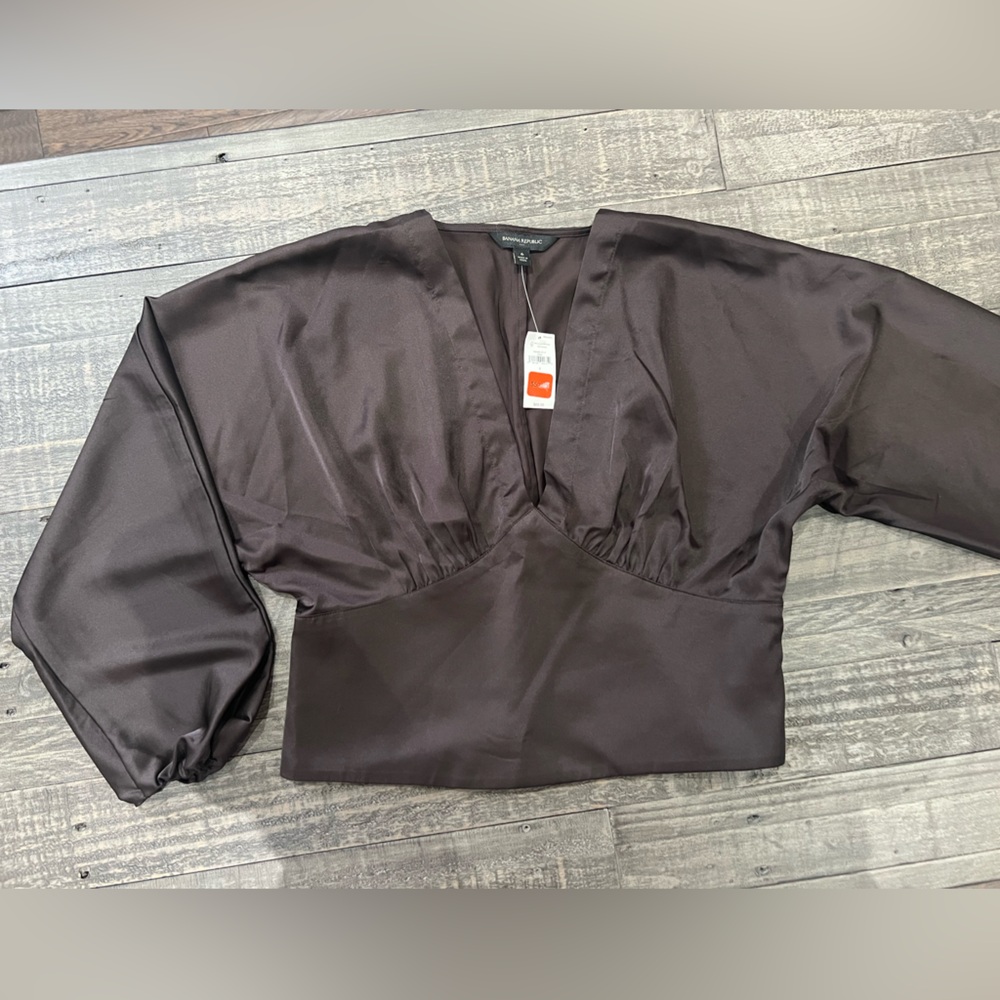 NWT banana republic top size 6 🤎